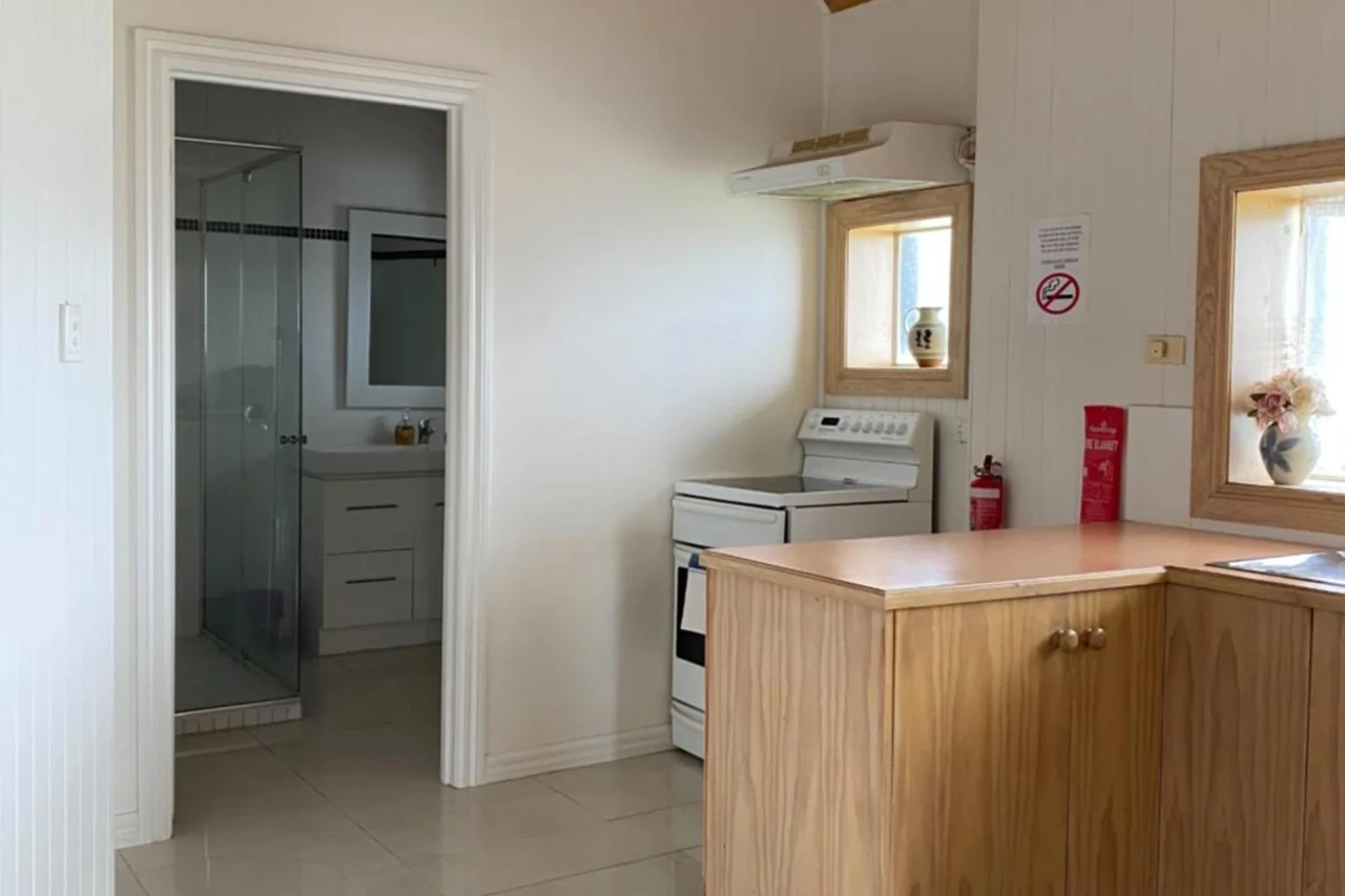 Experience the Charm of Stella's Dromana Hotel